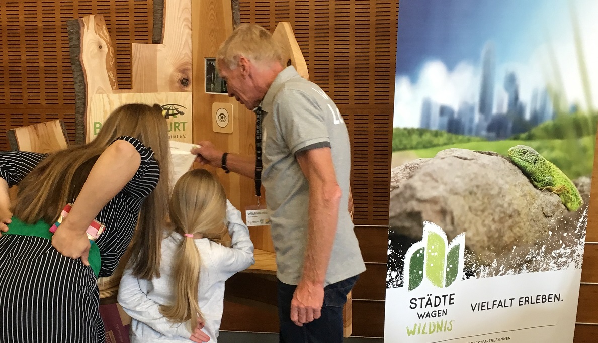 WildnisLotse Irvin Winkler bei der "Arbeit"